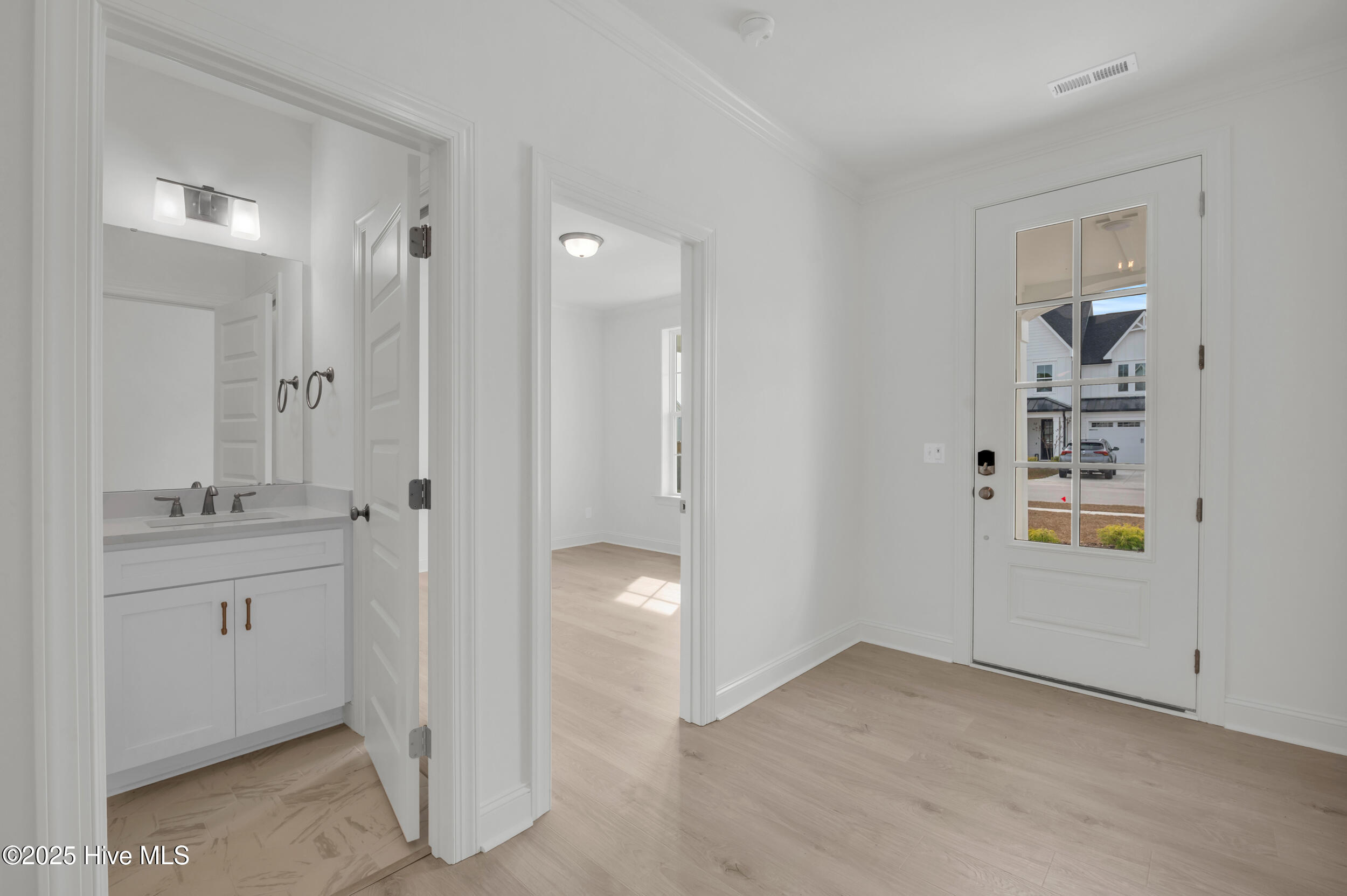 525 Sailor Sky Way, Unit 390 Hampstead, NC 28443 - Photo 16 of 52 sam_4922