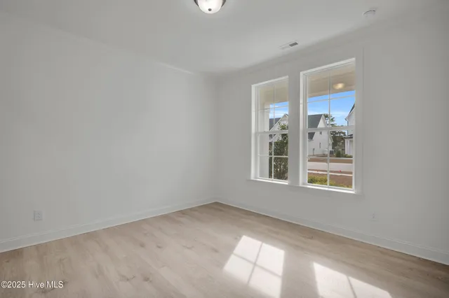 $631,900 | 525 Sailor Sky Way, Unit 390, Hampstead, NC 28443