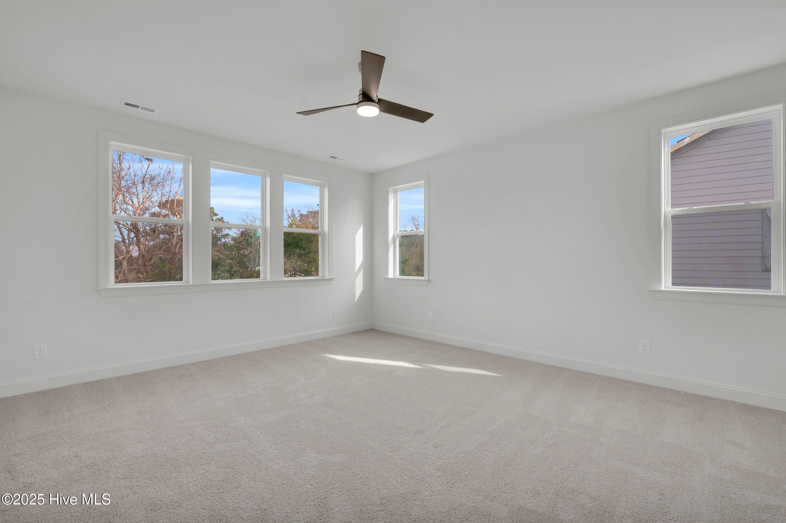 525 Sailor Sky Way, Unit 390 Hampstead, NC 28443 - Photo 20 of 52 sam_4970