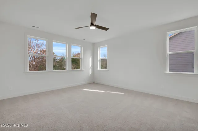 $631,900 | 525 Sailor Sky Way, Unit 390, Hampstead, NC 28443