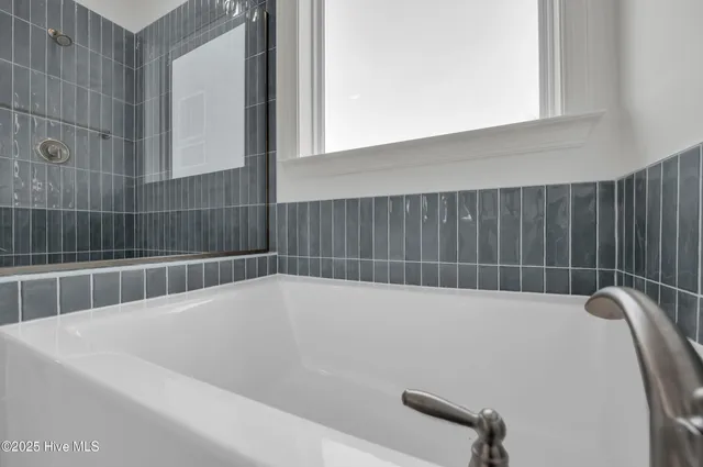 $631,900 | 525 Sailor Sky Way, Unit 390, Hampstead, NC 28443