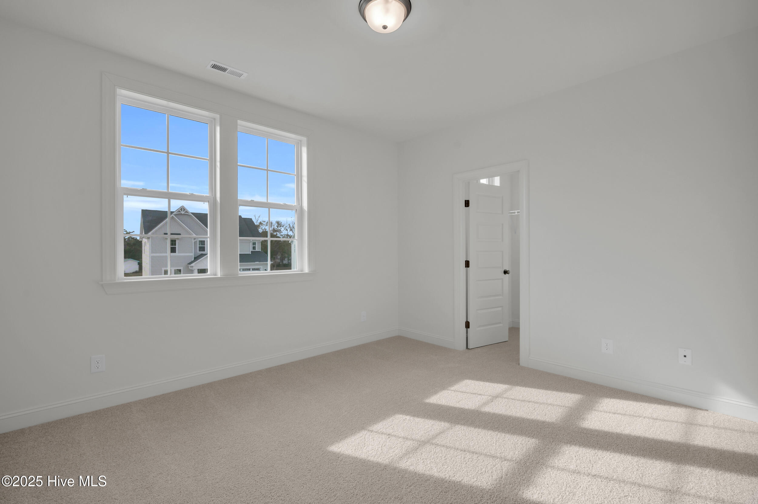 525 Sailor Sky Way, Unit 390 Hampstead, NC 28443 - Photo 31 of 52 sam_5003