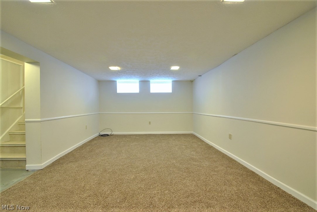 1567 Winchester Road Lyndhurst, OH 44124 - Photo 17 of 21