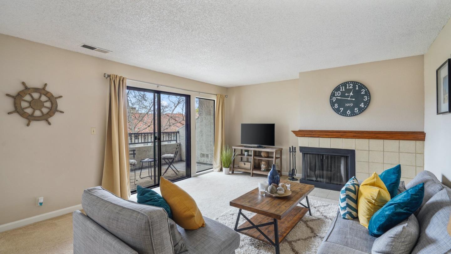 22135 Sevilla Road, Unit 37 Hayward, CA 94541 - Photo 3 of 41 Gallery Image 3