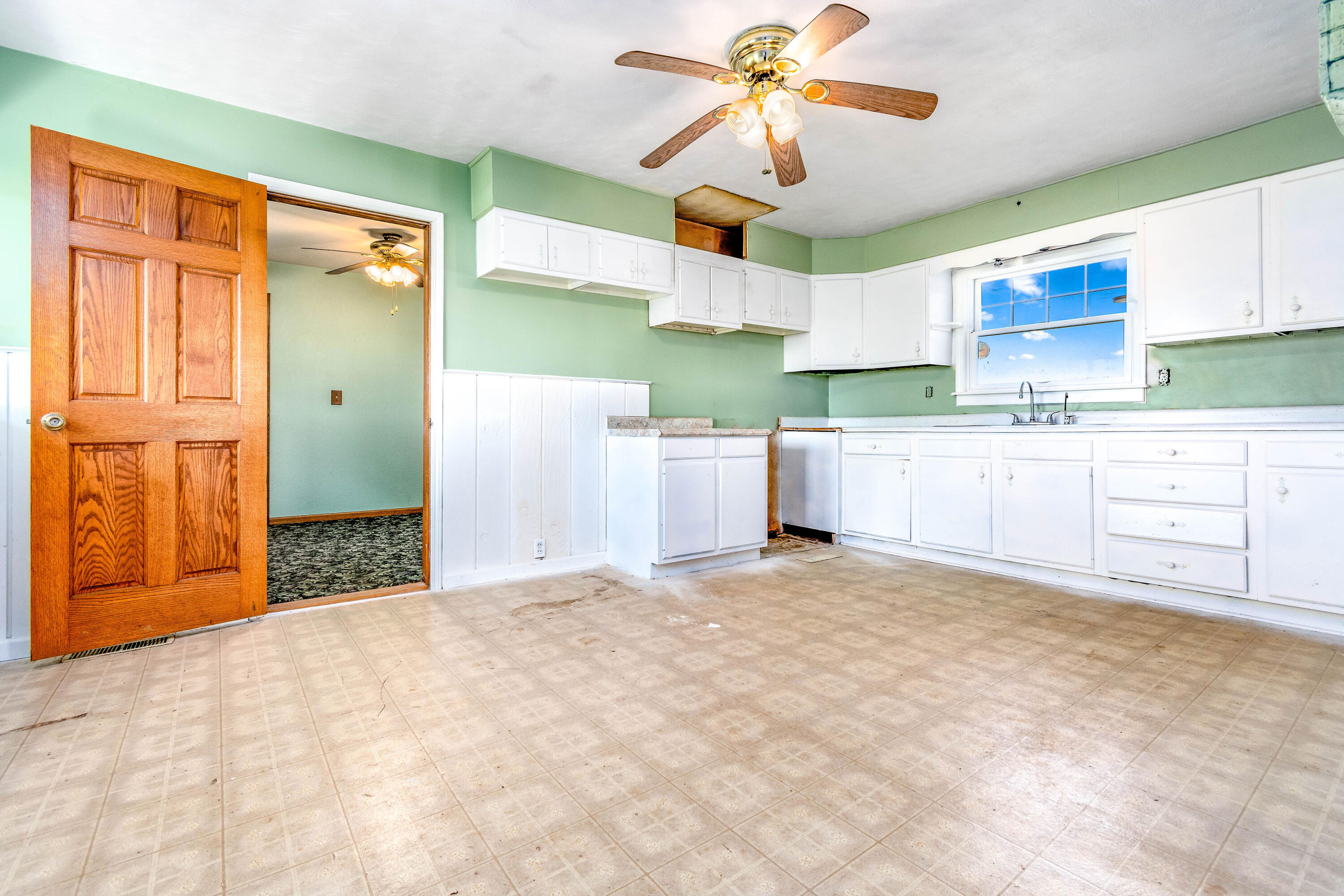 14300 Lickley Road Waldron, MI 49288 - Photo 13 of 42 25