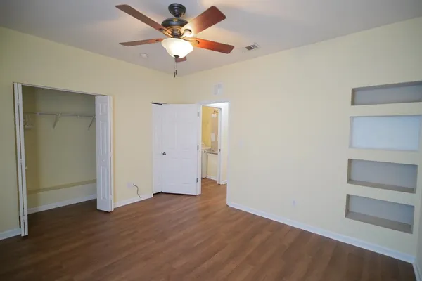 $1,700 | 3400 Old Bainbridge Road, Unit 605, Tallahassee, FL 32303