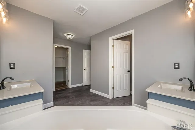 $300,000 | 130 Burnt Oak Court, Wentzville, MO 63385