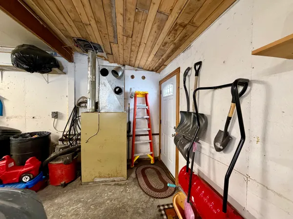 $239,900 | 272 Main Street, St. Agatha, ME 04772