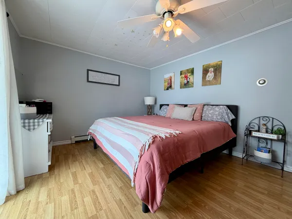 $239,900 | 272 Main Street, St. Agatha, ME 04772