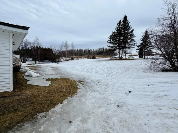 $239,900 | 272 Main Street, St. Agatha, ME 04772