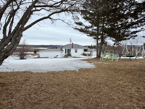 $239,900 | 272 Main Street, St. Agatha, ME 04772