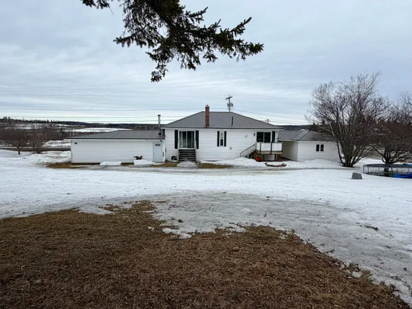 $239,900 | 272 Main Street, St. Agatha, ME 04772