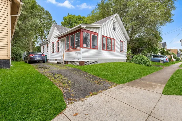 $92,000 | 275 Clifford Avenue, Rochester, NY 14621