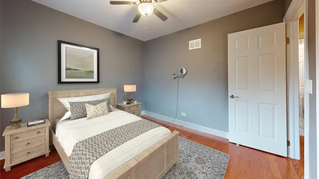 $639,900 | 1327 Larchmont Drive, Buffalo Grove, IL 60089