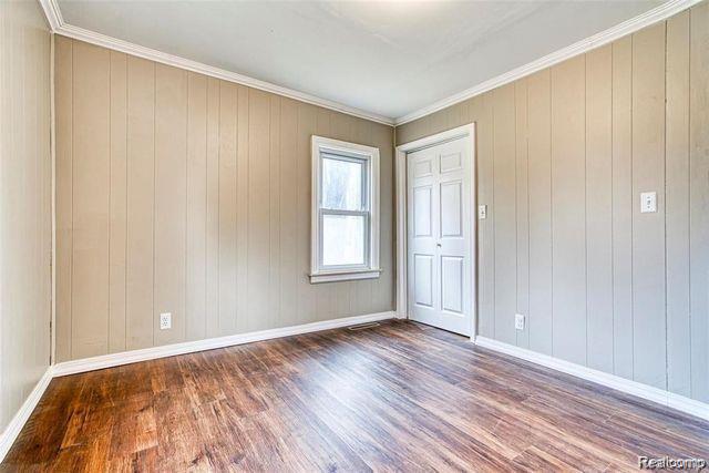 50563 Mott Road Belleville, MI 48111 - Photo 11 of 14
