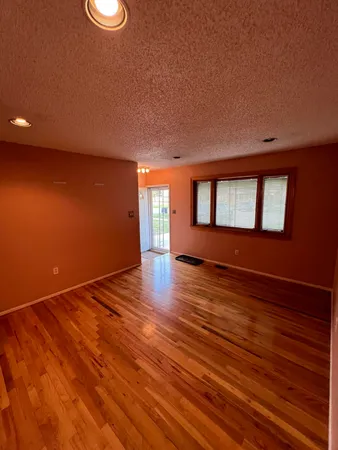 $289,900 | 14281 Elgin Street, Oak Park, MI 48237
