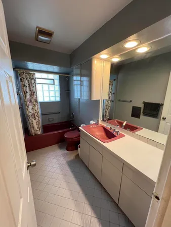 $289,900 | 14281 Elgin Street, Oak Park, MI 48237