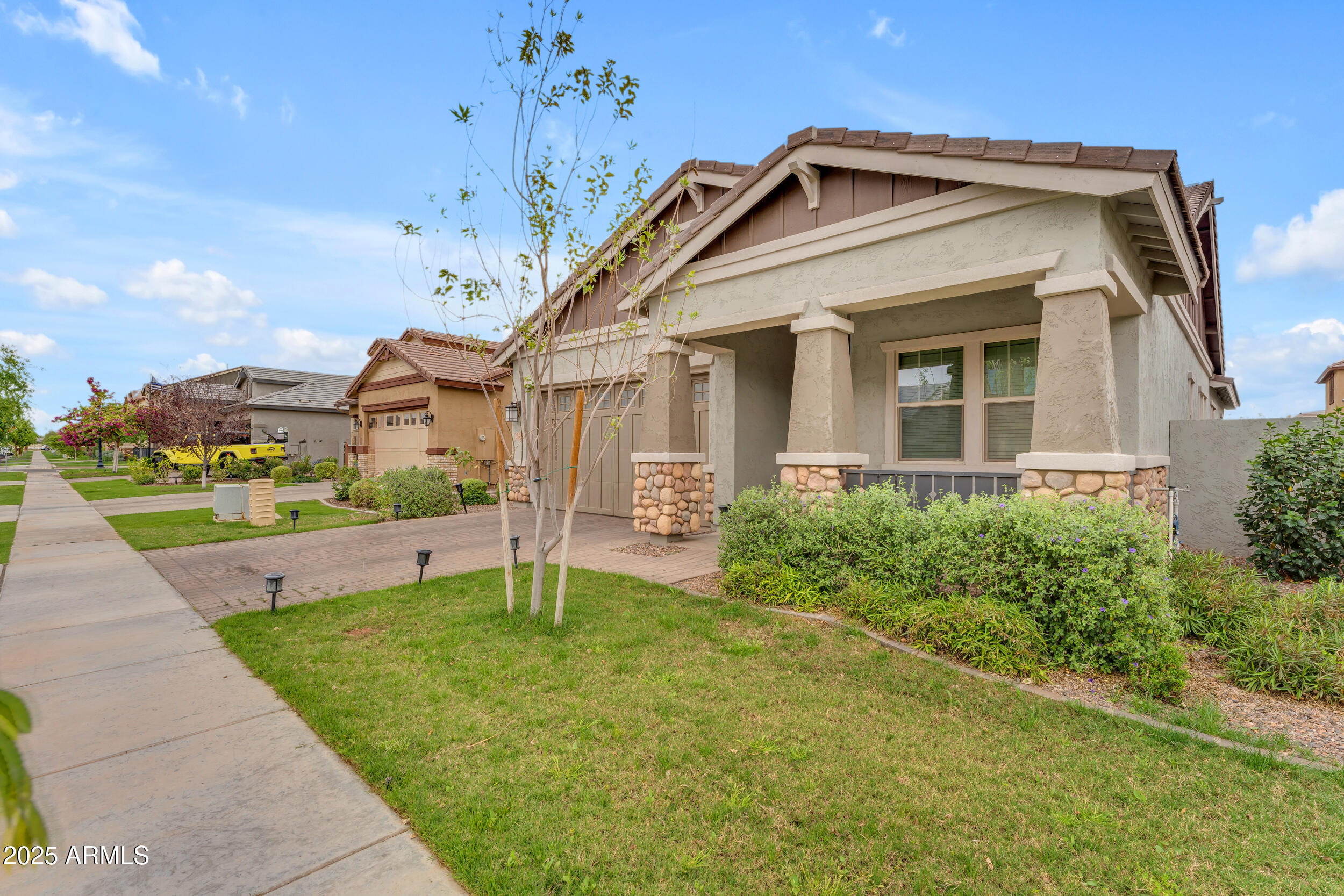 3859 East Appaloosa Road Gilbert, AZ 85296 - Photo 11 of 96 23__a730591