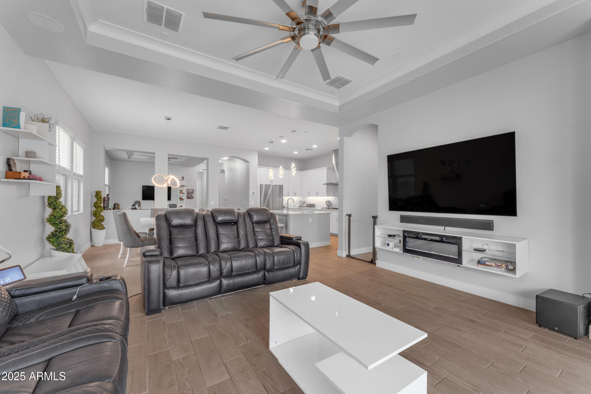 3859 East Appaloosa Road Gilbert, AZ 85296 - Photo 18 of 96 31__a730462