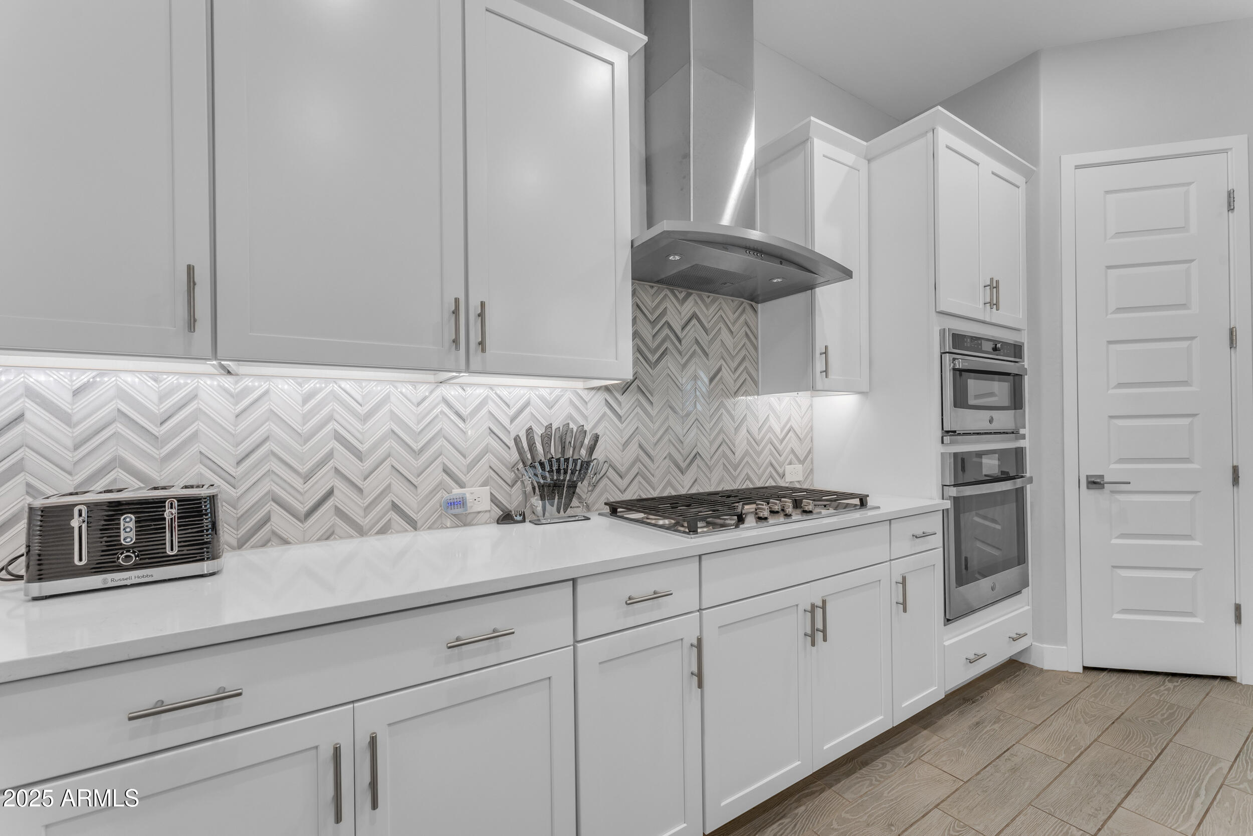 3859 East Appaloosa Road Gilbert, AZ 85296 - Photo 31 of 96 44__a730438