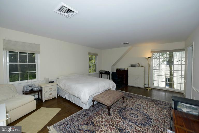 8225 Burning Tree Road Bethesda, MD 20817 - Photo 12 of 30 Bedroom (Master)