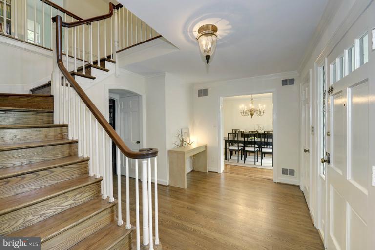 8225 Burning Tree Road Bethesda, MD 20817 - Photo 14 of 30 Foyer