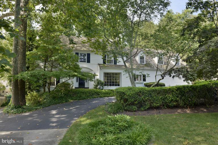8225 Burning Tree Road Bethesda, MD 20817 - Photo 30 of 30 Exterior (Front)