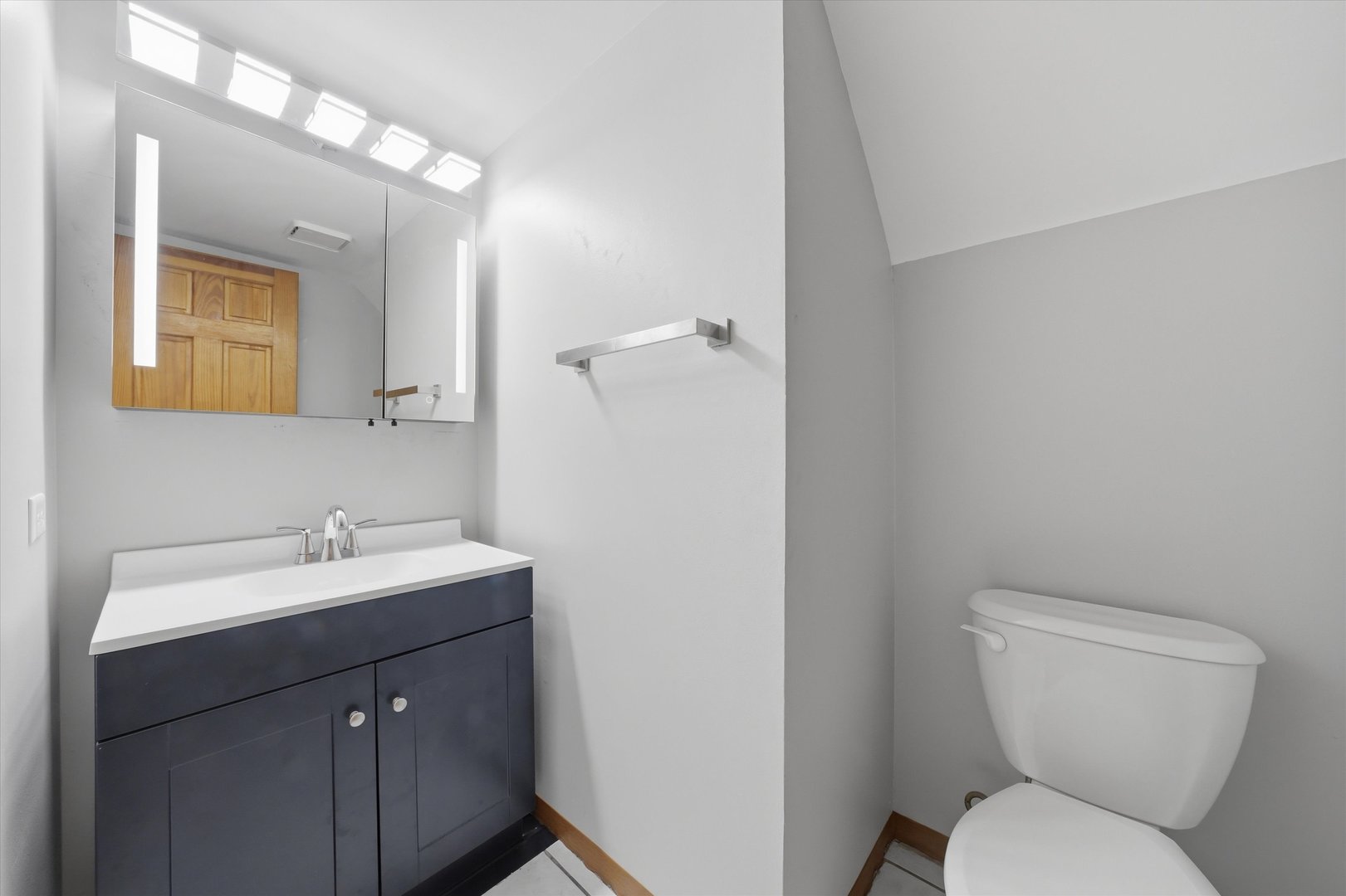 130 Lasalle Road Streamwood, IL 60107 - Photo 7 of 19 Gallery Image 7