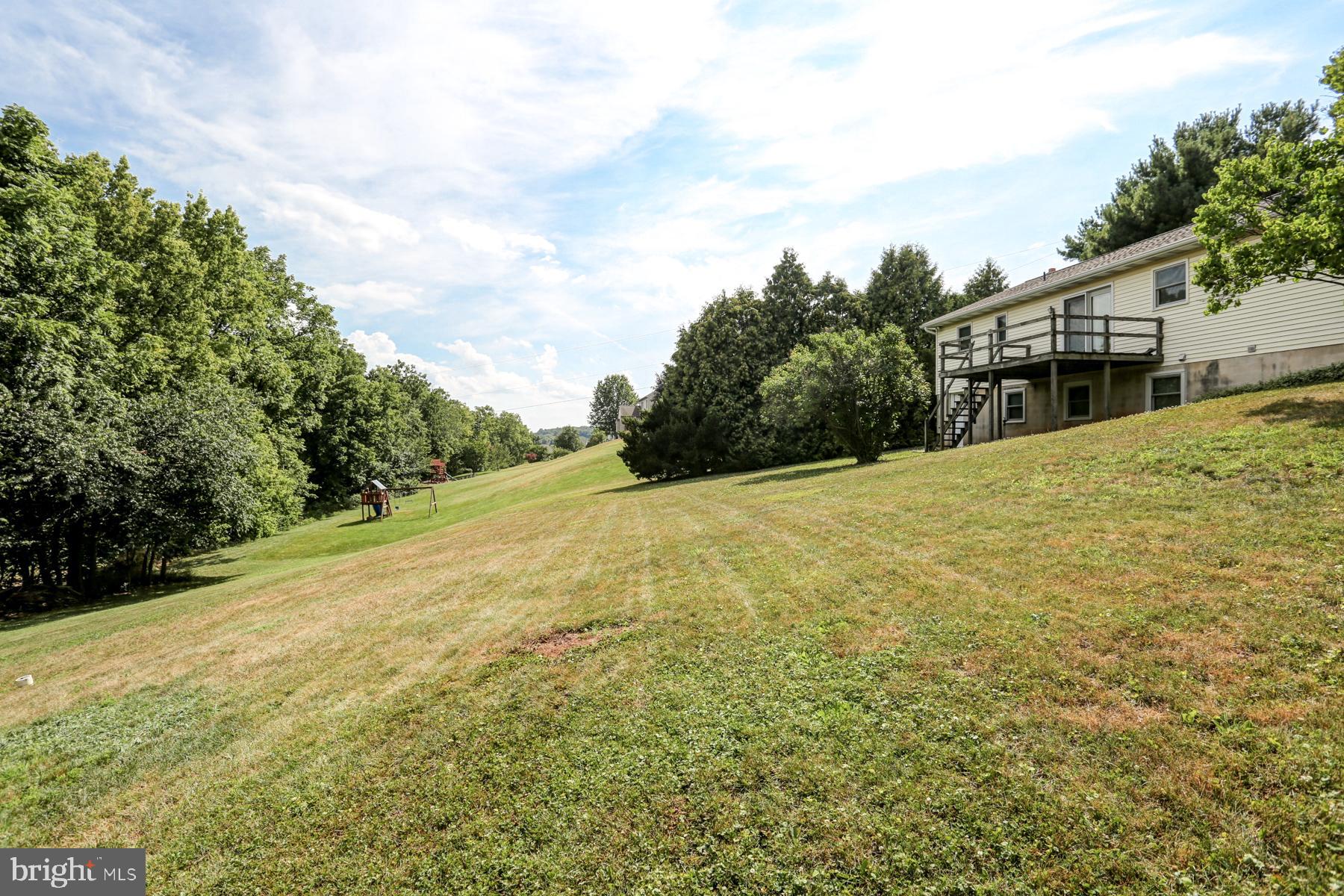 624 West Ridge Road Elizabethtown, PA 17022 - Photo 29 of 31 Backyard
