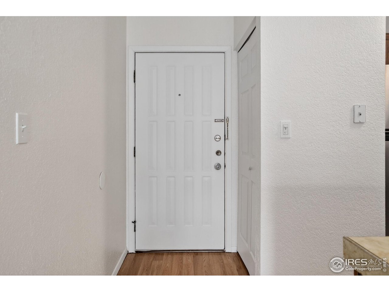 3535 28th Street, Unit 202 Boulder, CO 80301 - Photo 4 of 31 a view of an entryway