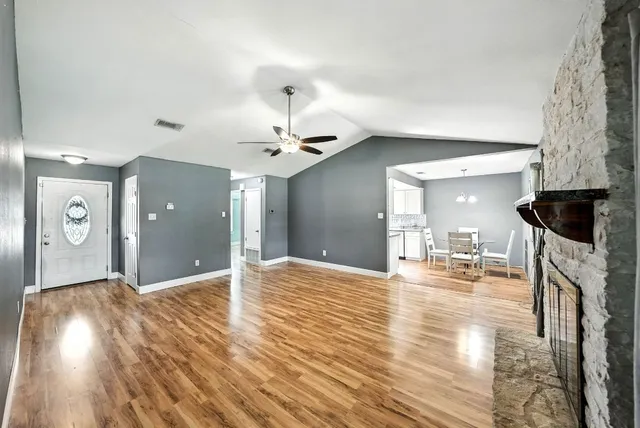 $550,000 | 1717 Fleischer Drive, Austin, TX 78728