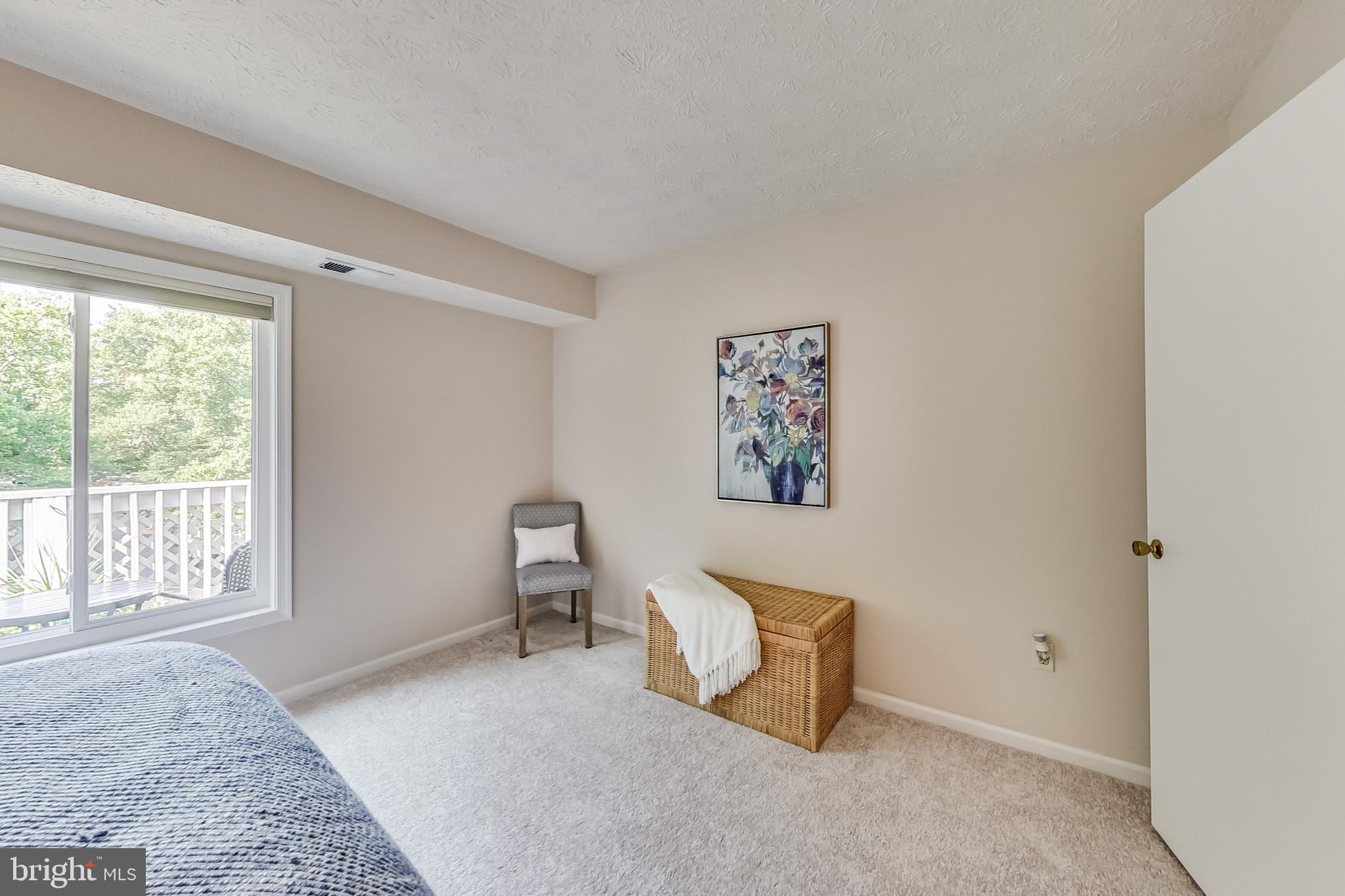 2229 Hunter's Run Drive Reston, VA 20191 - Photo 30 of 52 Gallery Image 30