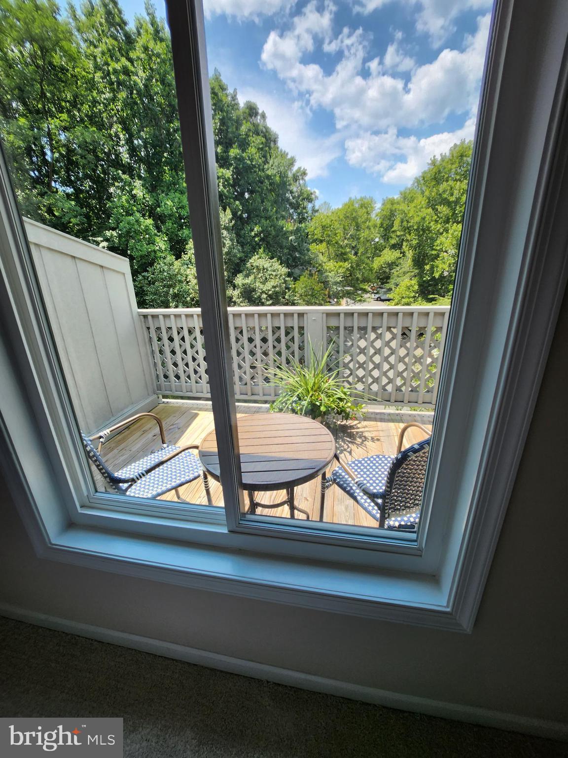 2229 Hunter's Run Drive Reston, VA 20191 - Photo 33 of 52 Gallery Image 33