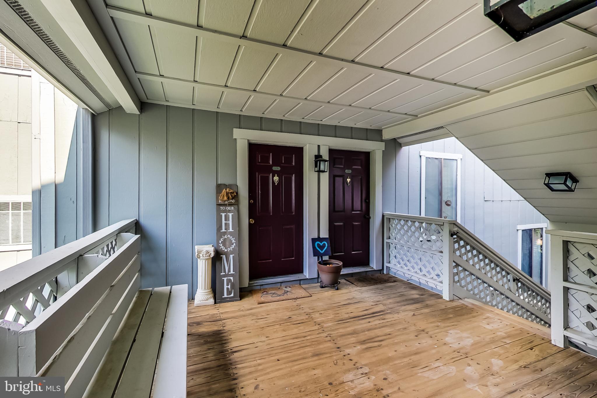 2229 Hunter's Run Drive Reston, VA 20191 - Photo 5 of 52 Gallery Image 5