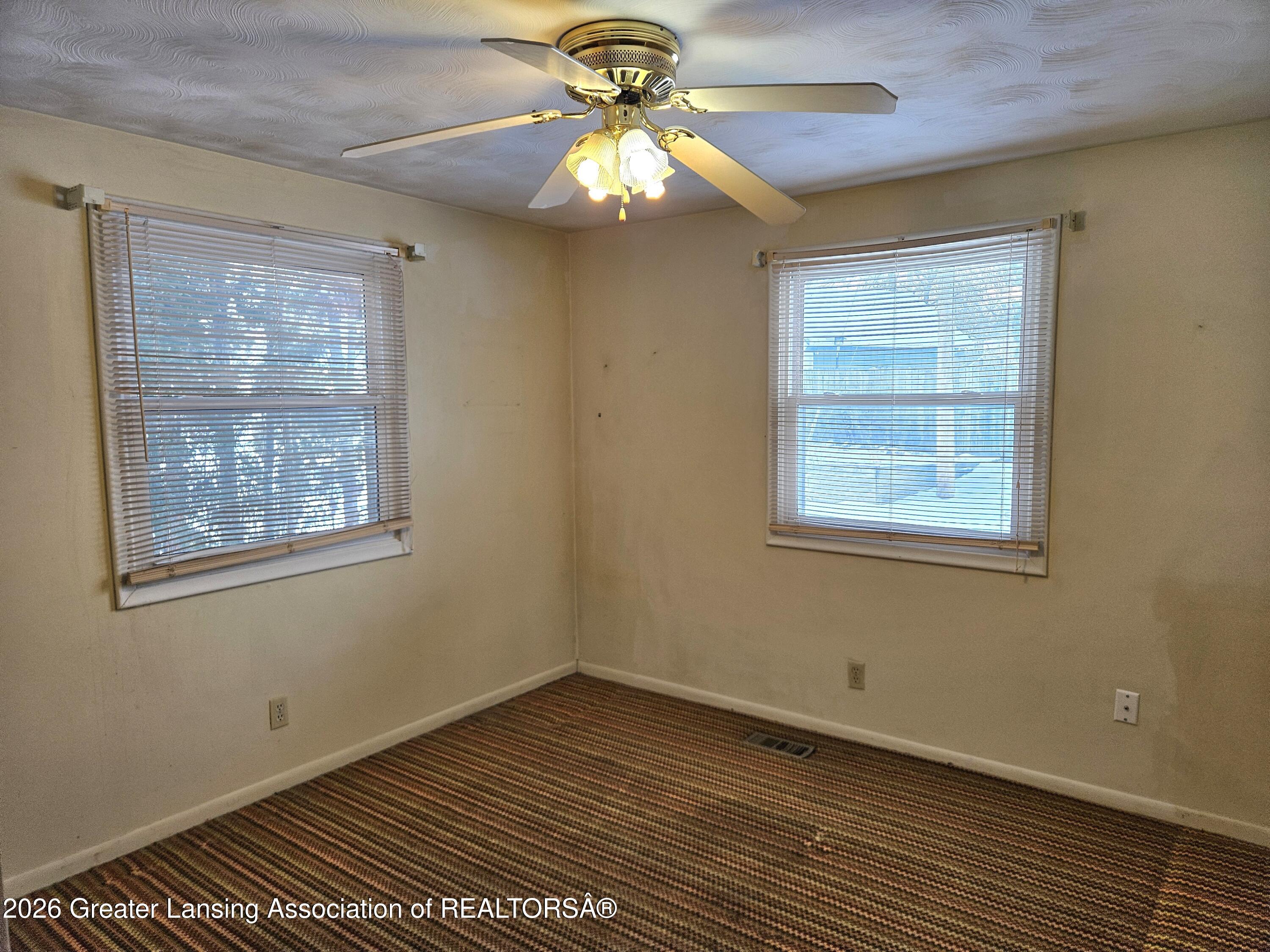 2800 Tecumseh River Road Lansing, MI 48906 - Photo 18 of 27 3rd Bed 1