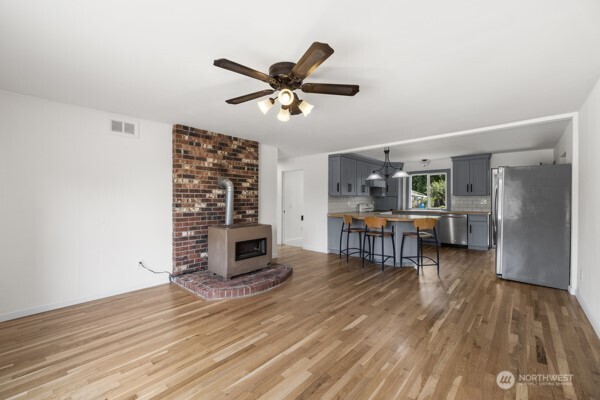 13021 Pulver Road Mount Vernon, WA 98273 - Photo 9 of 37 Gallery Image 9