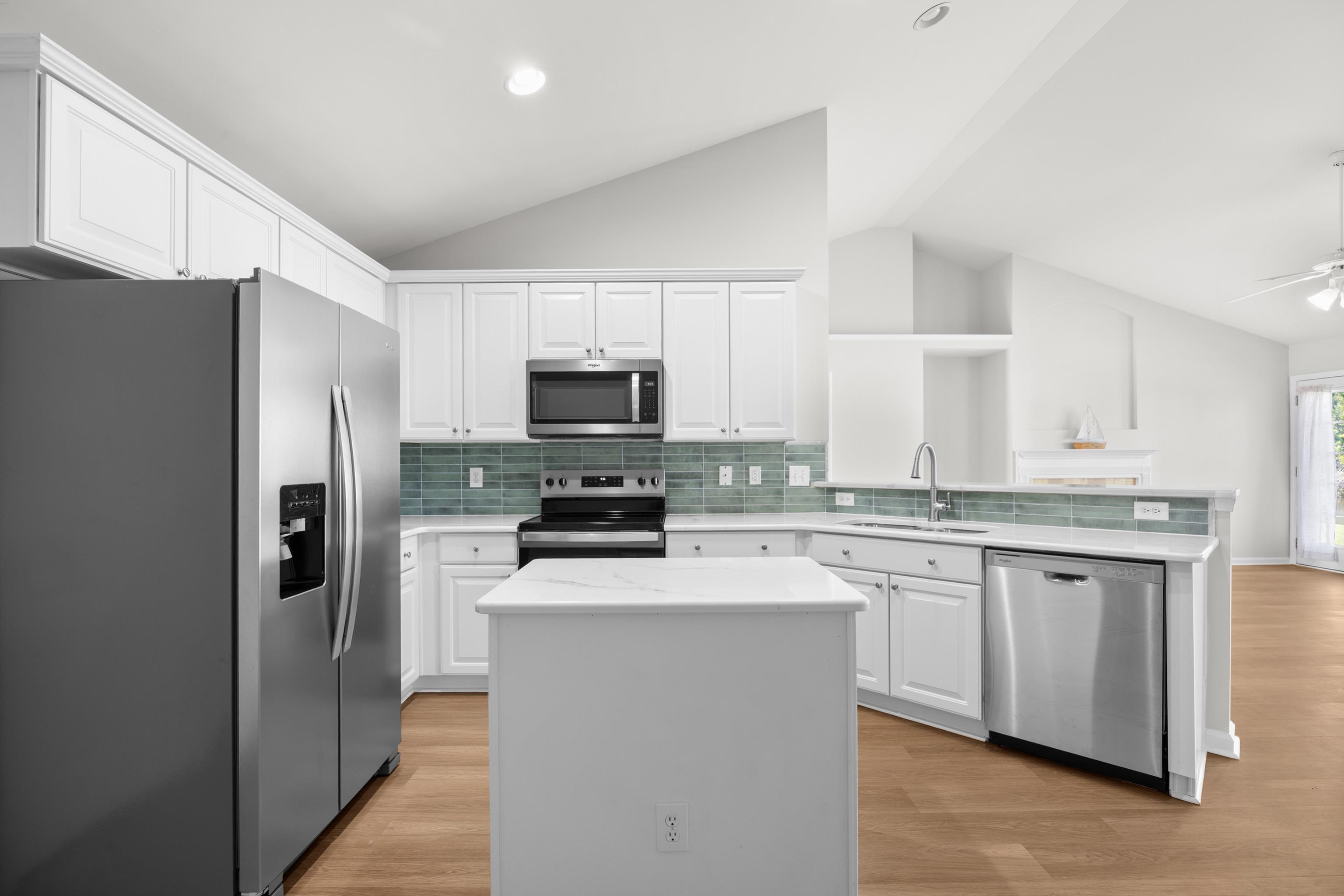 1016 Castle Rock Court Murrells Inlet, SC 29576 - Photo 14 of 40 Gallery Image 14