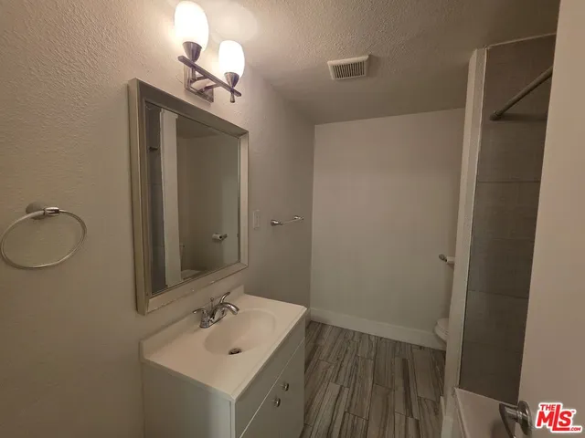 $2,600 | 11506 Truro Avenue, Unit B, Hawthorne, CA 90250