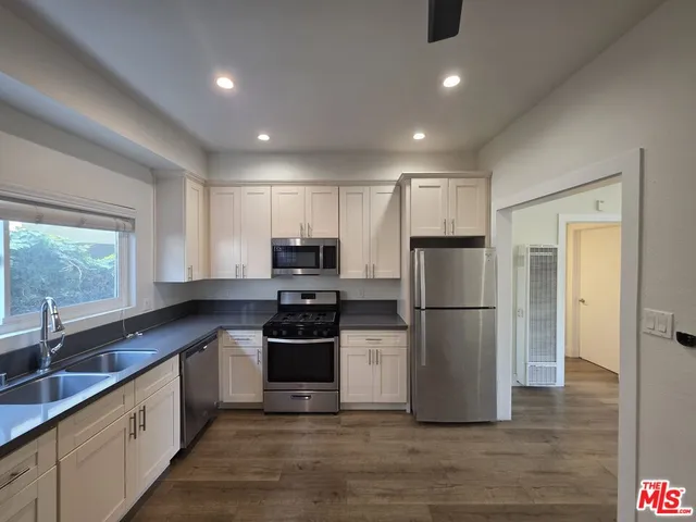 $2,600 | 11506 Truro Avenue, Unit B, Hawthorne, CA 90250