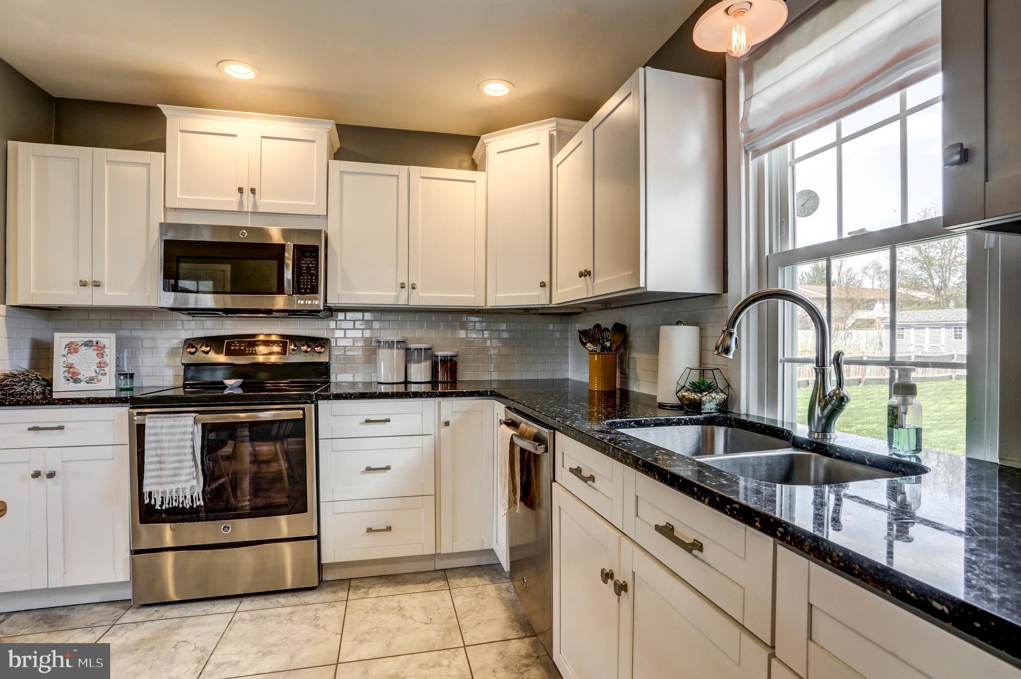 117 Oakview Road Lancaster, PA 17602 - Photo 38 of 61 Gallery Image 38