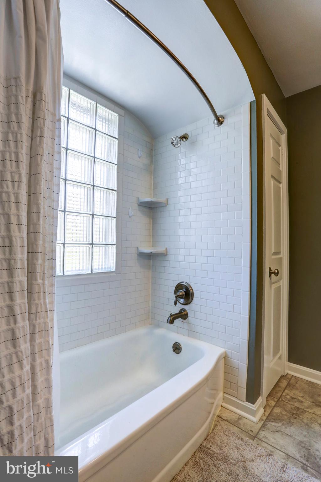 117 Oakview Road Lancaster, PA 17602 - Photo 48 of 61 Gallery Image 48