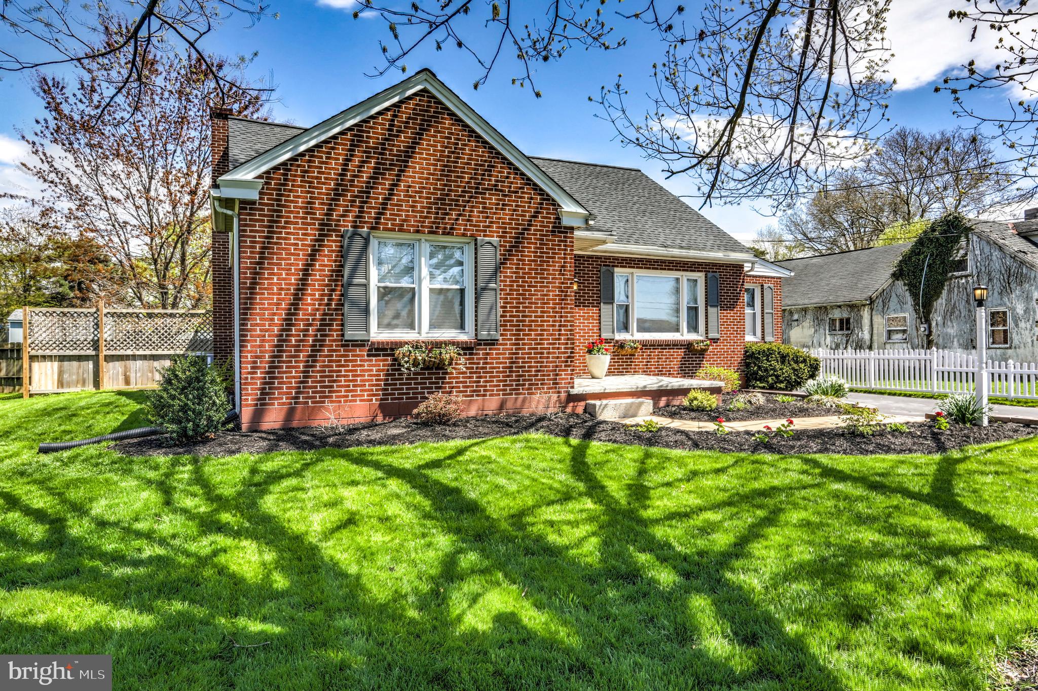 117 Oakview Road Lancaster, PA 17602 - Photo 9 of 61 Gallery Image 9