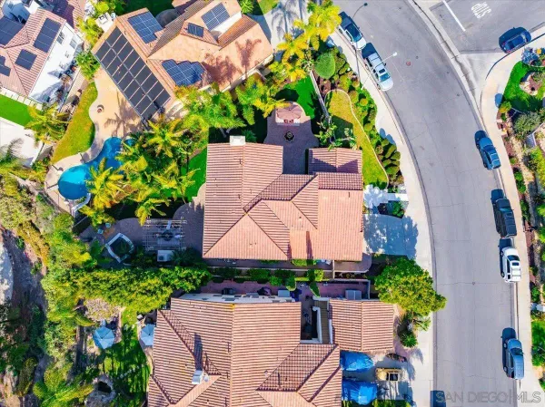 $2,399,900 | 3272 Avenida La Cima, Carlsbad, CA 92009