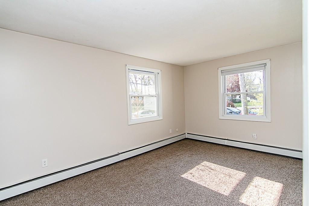 45 Yvonne Road Bellingham, MA 02019 - Photo 14 of 18 Gallery Image 14