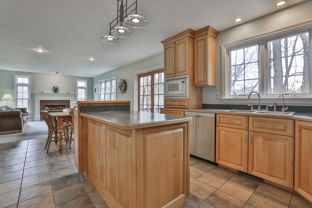 76 Pinnacle Road Harvard, MA 01451 - Photo 11 of 40 Gallery Image 11