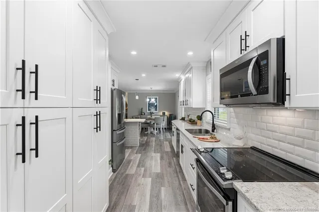 $699,000 | 8905 Southwest Cherry Lane, Stuart, FL 34997