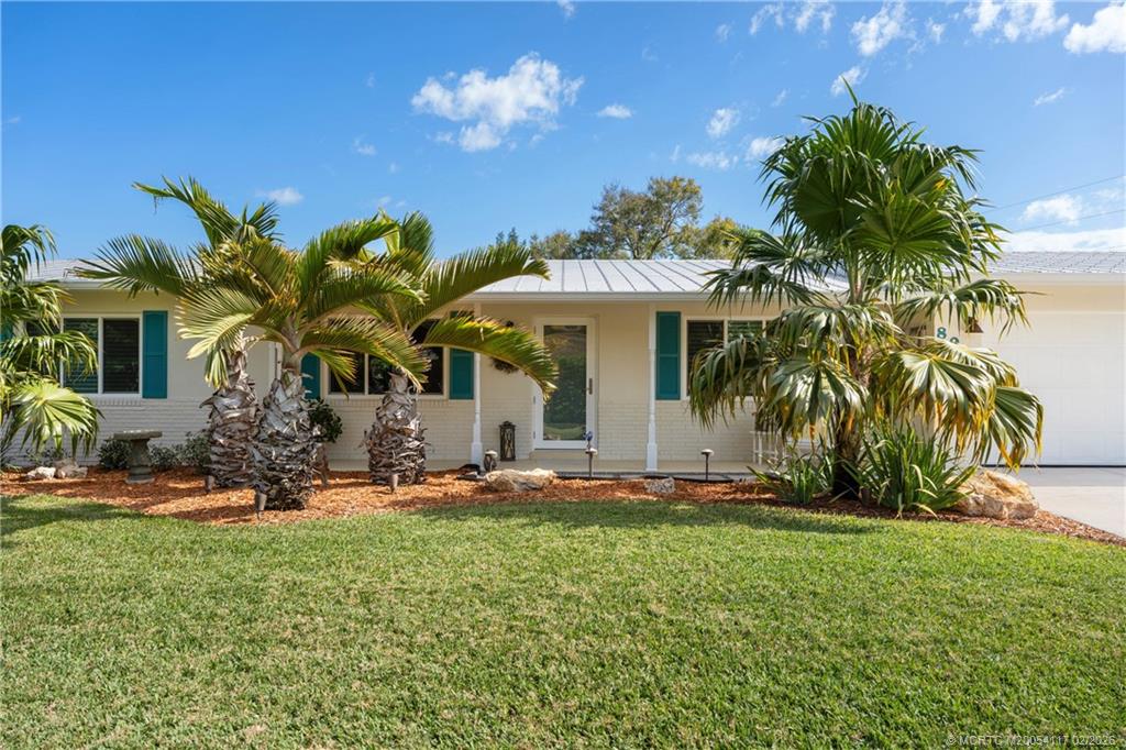 8905 Southwest Cherry Lane Stuart, FL 34997 - Photo 6 of 48