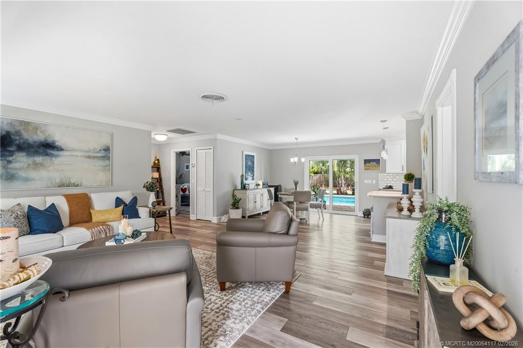 8905 Southwest Cherry Lane Stuart, FL 34997 - Photo 10 of 48