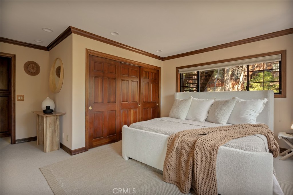 27538 West Shore Road Lake Arrowhead, CA 92352 - Photo 26 of 44