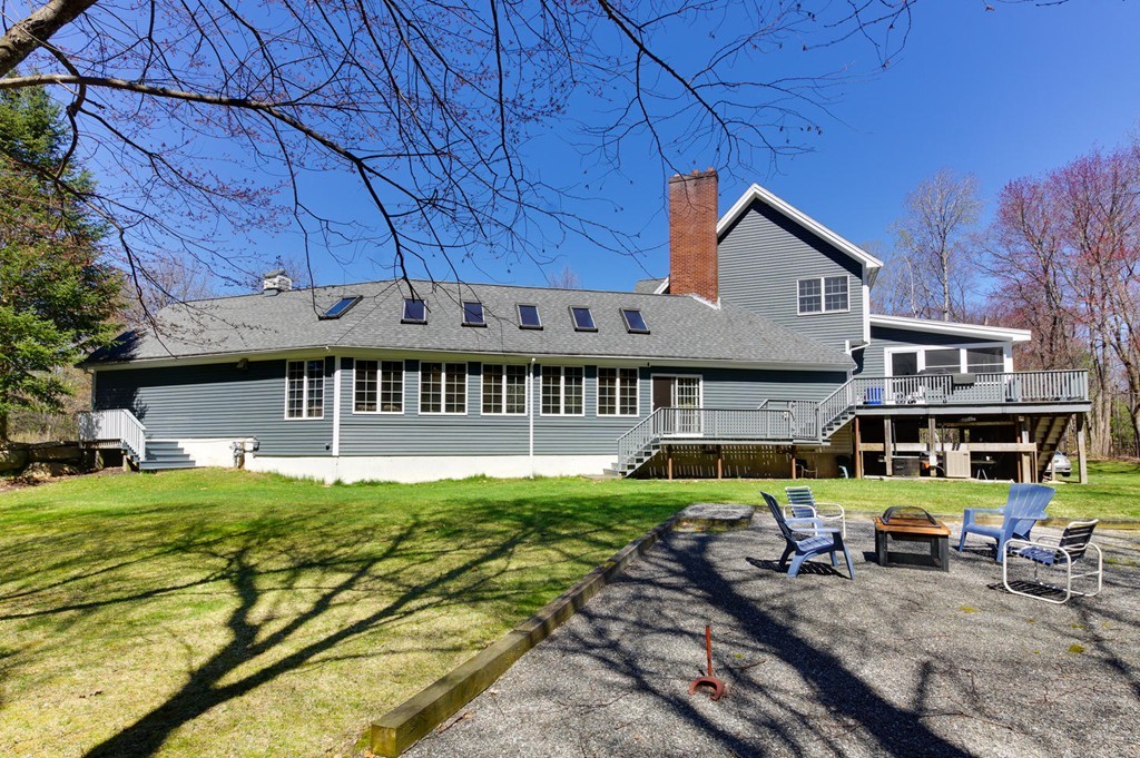 108 Woodside Road Harvard, MA 01451 - Photo 2 of 30 Gallery Image 2